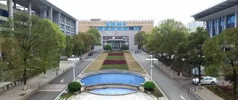 北大青鸟长沙码农校区好吗?