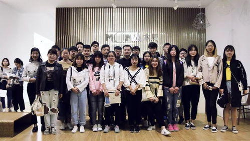 湖北师范大学产品班今日来木马总部参观学习,探索设计的奥秘